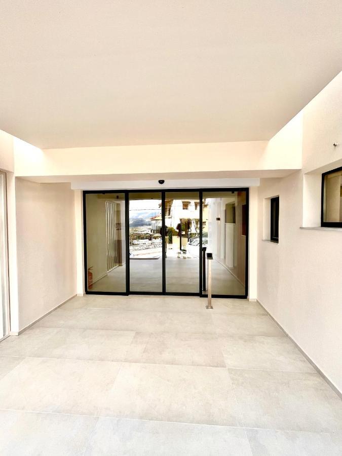 City Hill Luxury Apartments Ioánina Exterior foto